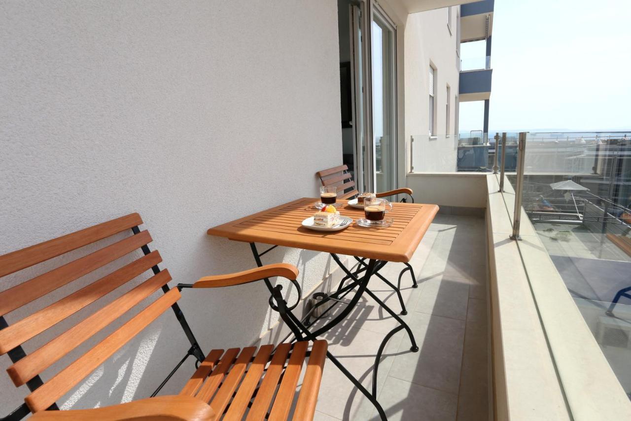 As'S Apartment Split Exterior photo